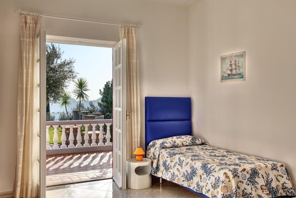 Relais Mamma Mia Sea Views Pool & Terraces Villa Massa Lubrense Exteriör bild
